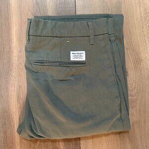 Norse Projects Aros Light Stretch Regular Dried Sage Green